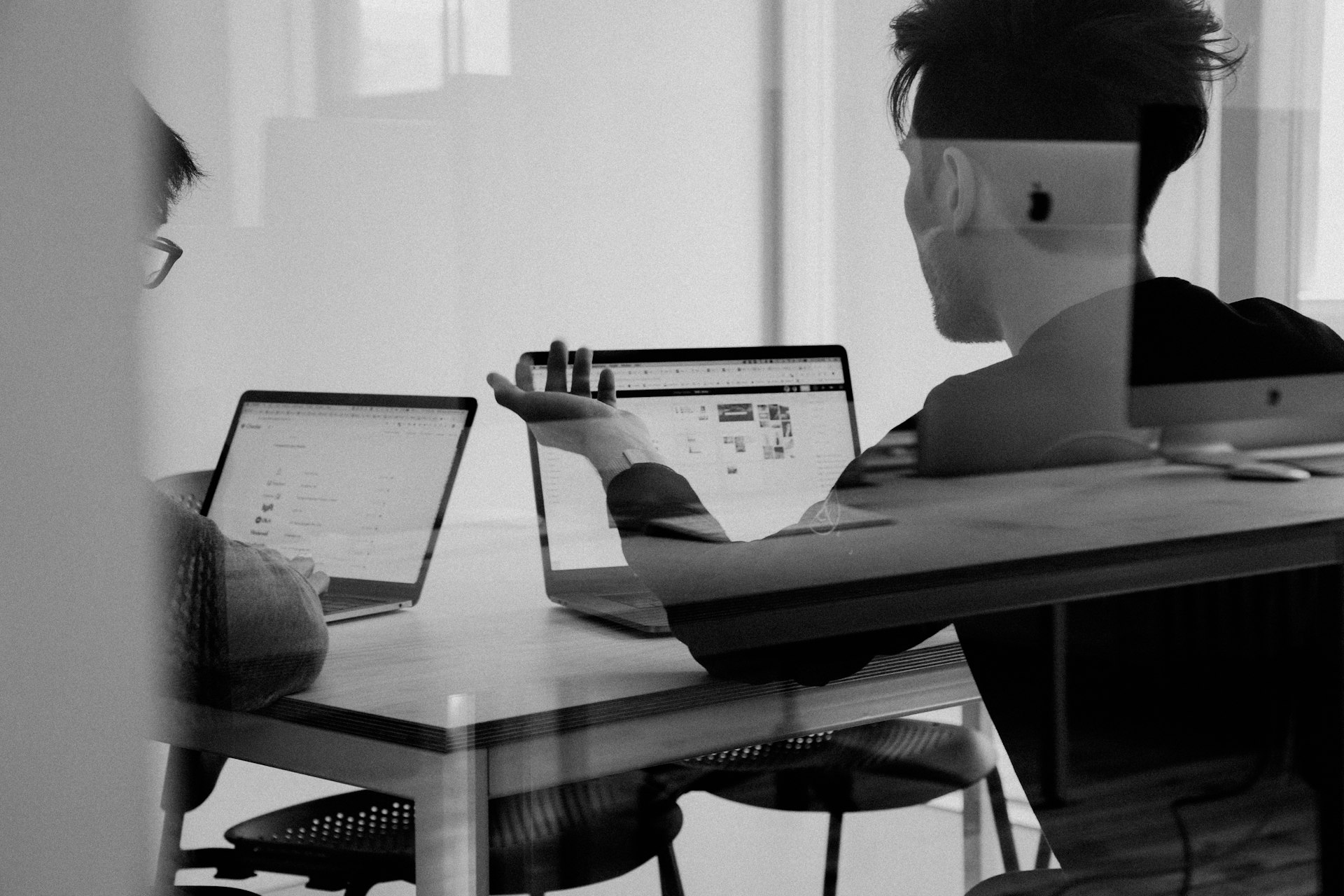 Modern workspace